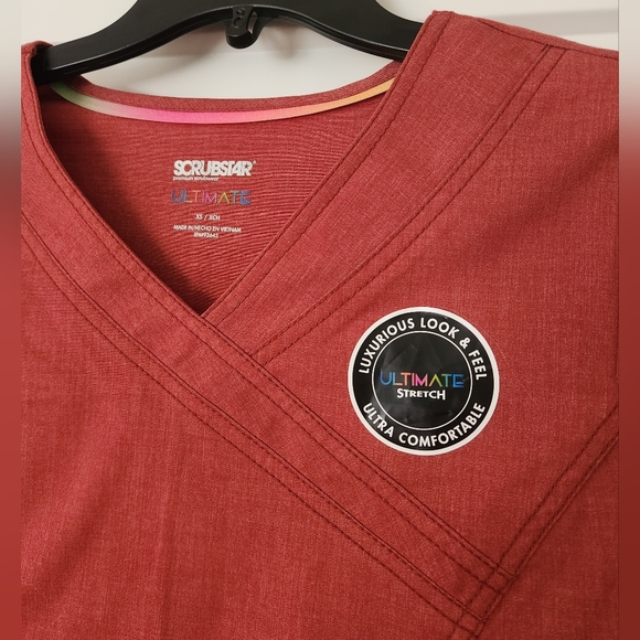 New scrub top - Picture 3 of 3